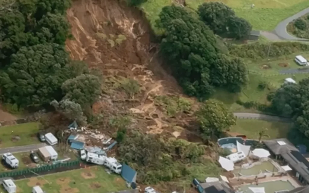 The slip at Mauao, Mount Maunganui as seen from the air. Photo: Screengrab / Amy Till